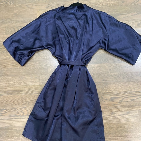 Navy Robe Size Small - Picture 2 of 3